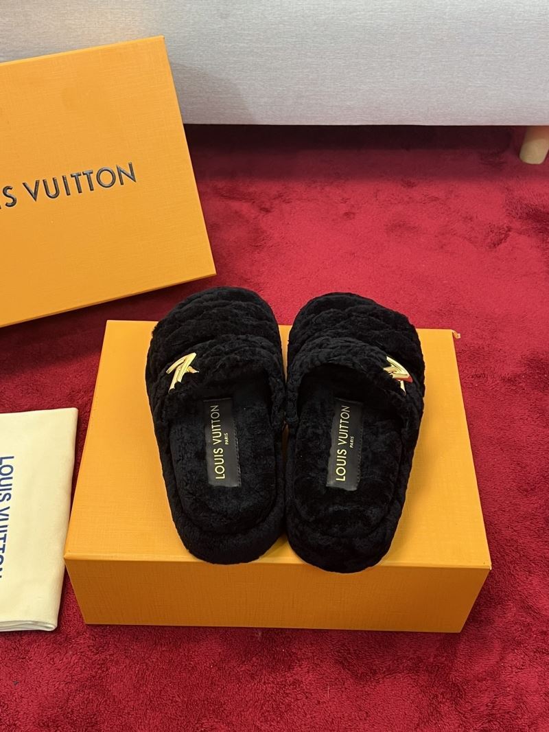 Louis Vuitton Slippers